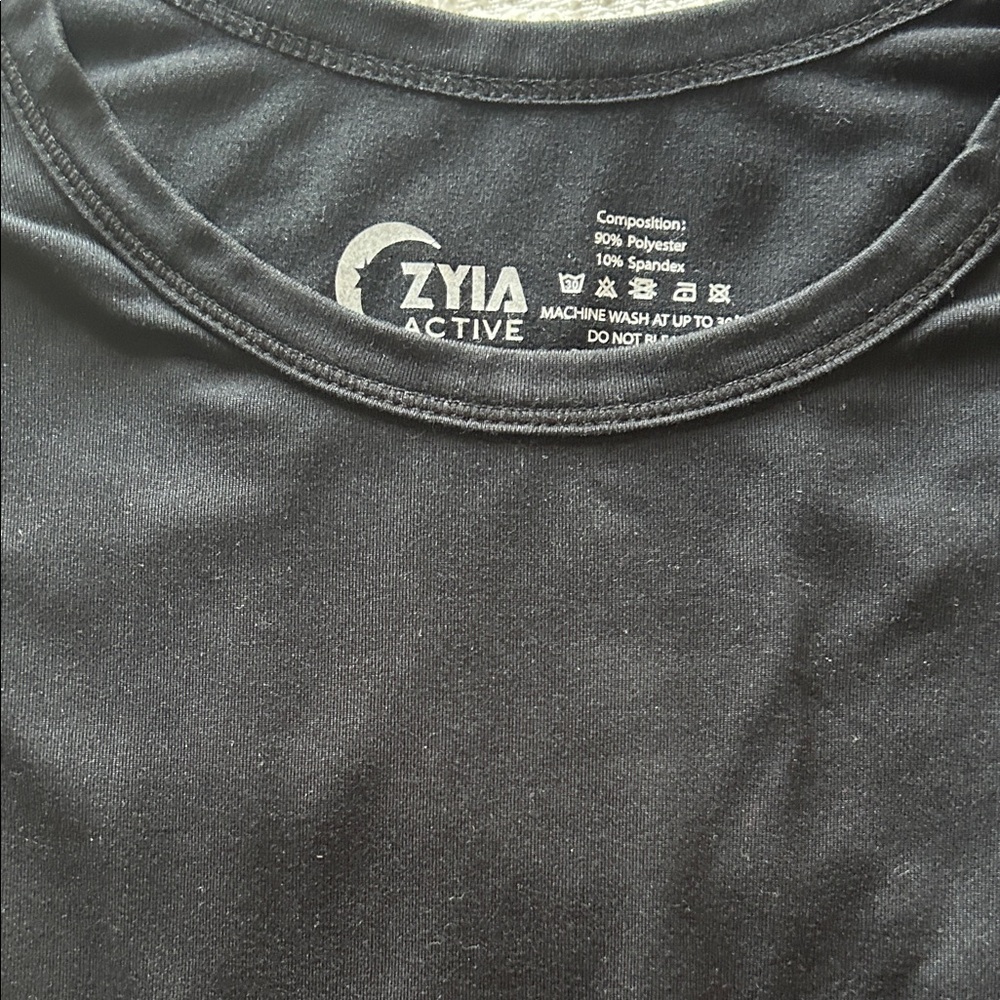 ZYIA Black Short Sleeve Top